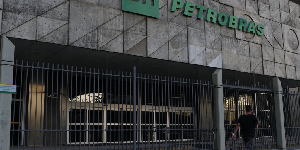 Concurso da Petrobras encerra inscrições nesta quarta-feira