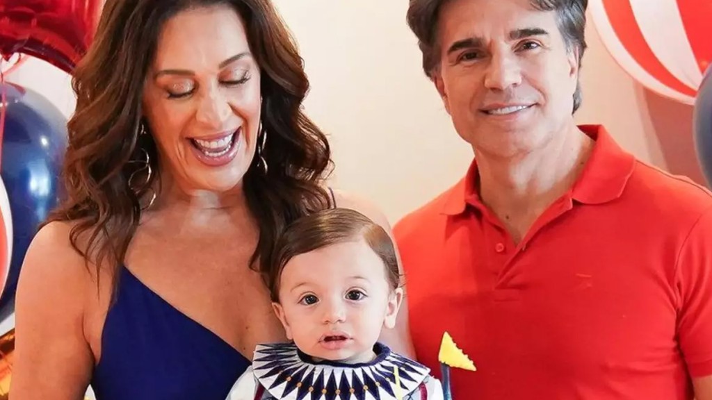 Claudia Raia reúne amigos e familiares para celebrar um ano de Luca: ‘Mágico lindo’