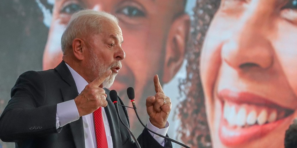 Lula anuncia obras do PAC Seleções com R$ 23 bilhões em investimentos